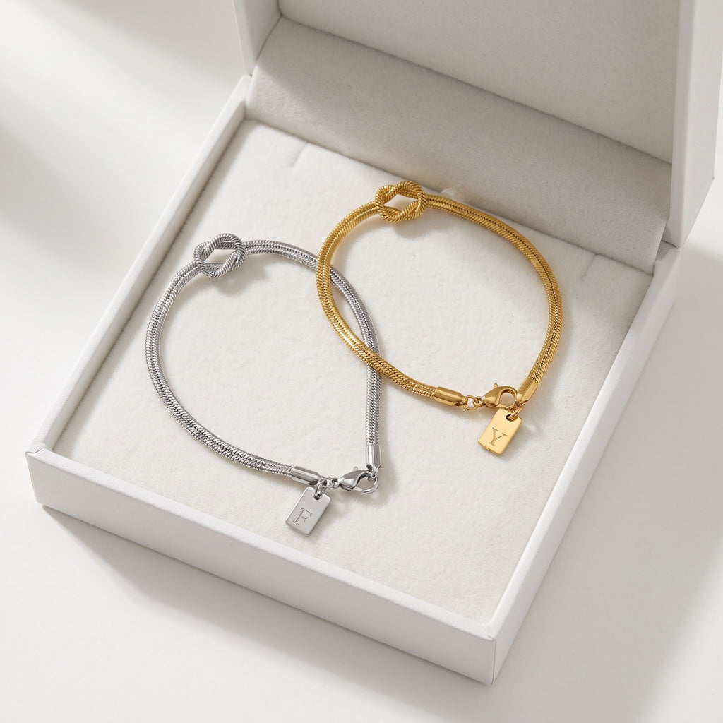 Pack Duo Bracelets Nœud Éternel - Initiales Personnalisées